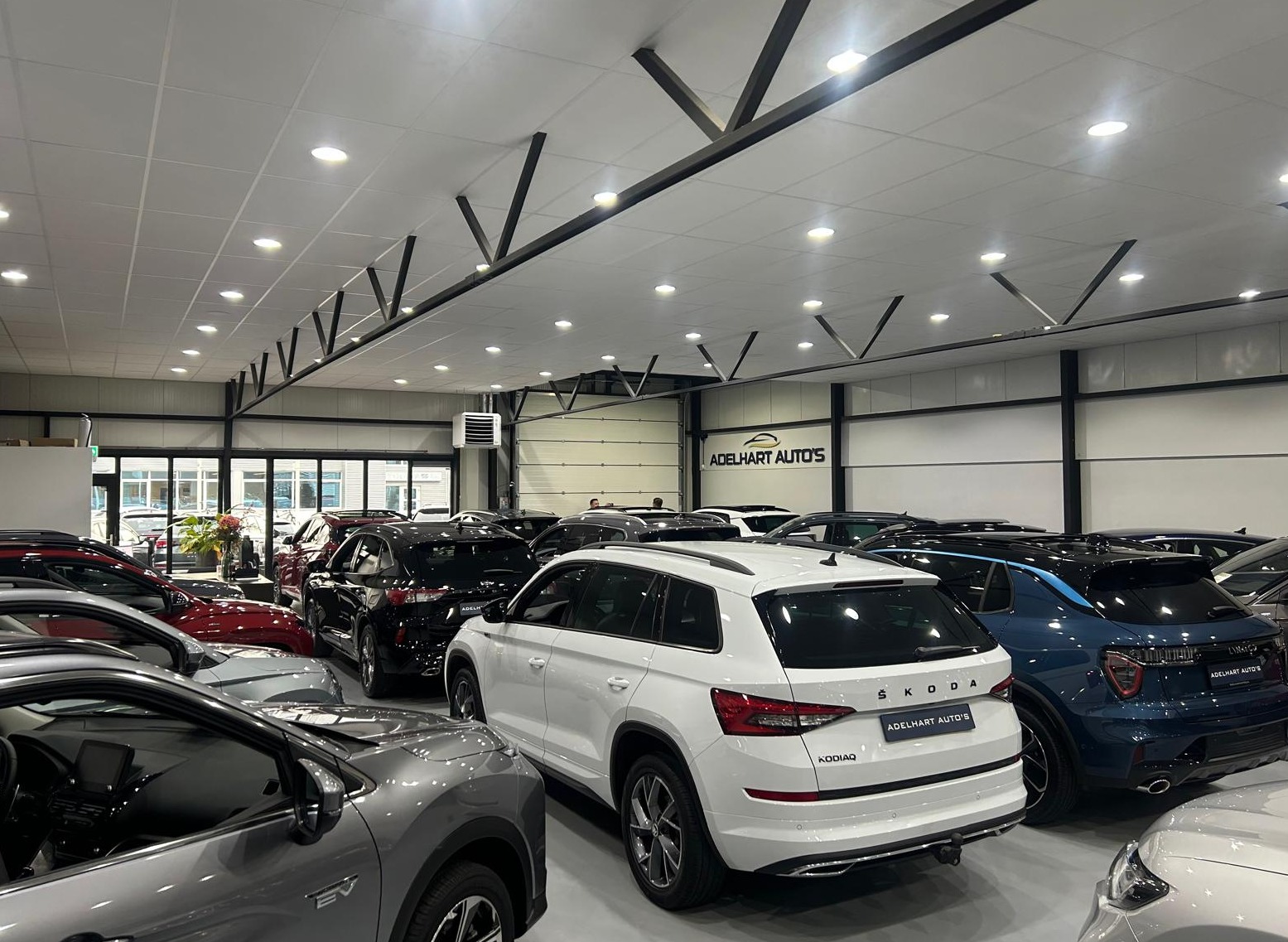 Gallery gallery_images_4_1_17646702612100586172.jpg  | Adelhart Auto's