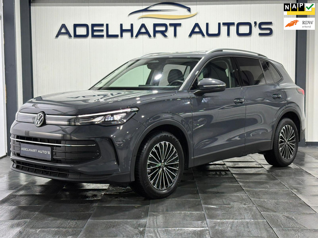 Volkswagen Tiguan 1.5 eTSI Life Edition Automaat / Navigatie full map / Camera / Cruise control / Climate control 47676389-0.jpg | Adelhart Auto's