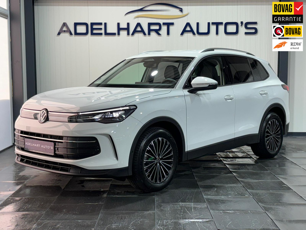 Volkswagen Tiguan 1.5 eTSI Life Edition Automaat / Navigatie full map / Camera / Cruise control / Climate control 47793057-0.jpg | Adelhart Auto's
