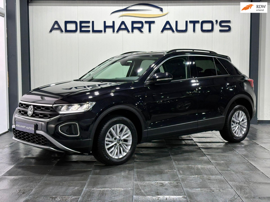 Volkswagen T-Roc 1.0 TSI Life / Navigatie full map / Apple CarPlay / Climate control / Parkeer sensoren 49027487-0.jpg | Adelhart Auto's