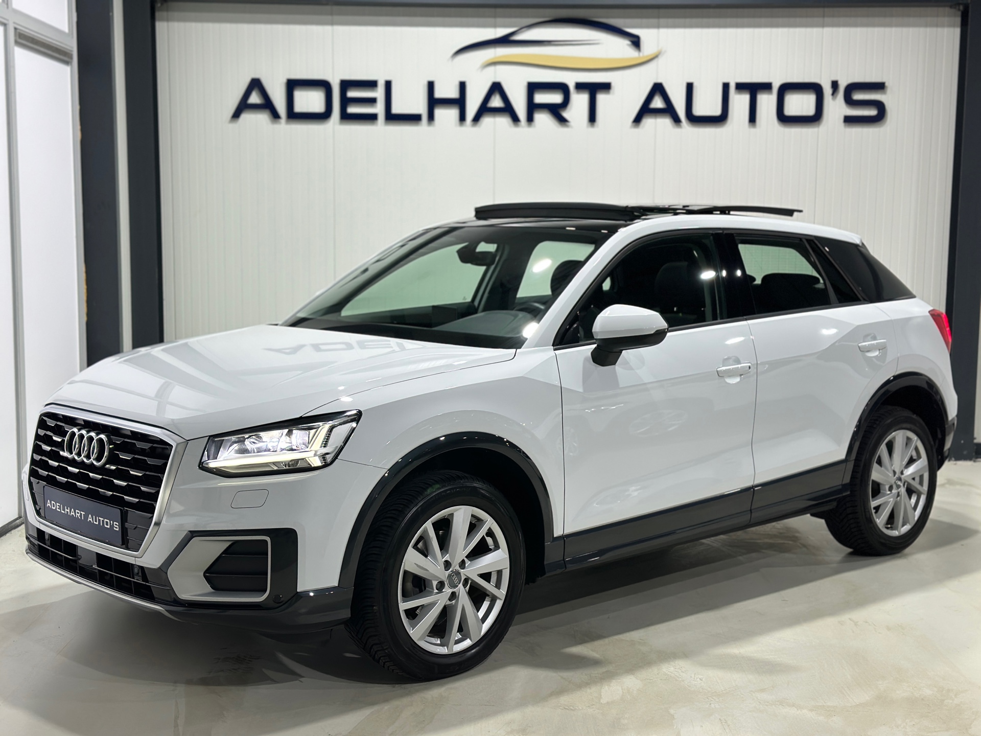 Audi Q2 30 TFSI Pro Line Automaat / Panorama dak / Cruise Control / Keyless / Climate control / etc.. 50824724-0.jpg | Adelhart Auto's