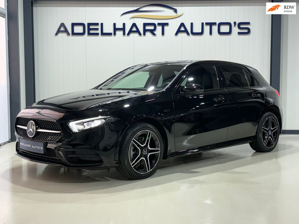 Mercedes-Benz A-Klasse 250 e Business AMG Automaat / Navigatie full map / Camera / Lederen interieur / Cruise control / etc. 51947512-0.jpg | Adelhart Auto's