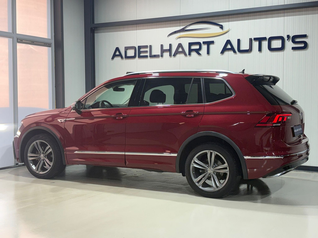 Volkswagen Tiguan Allspace 1.4 TSI R Line 150 PK / Panorama dak / Navigatie full map / Camera / Cruise control / Climate control 52116557-11.jpg | Adelhart Auto's