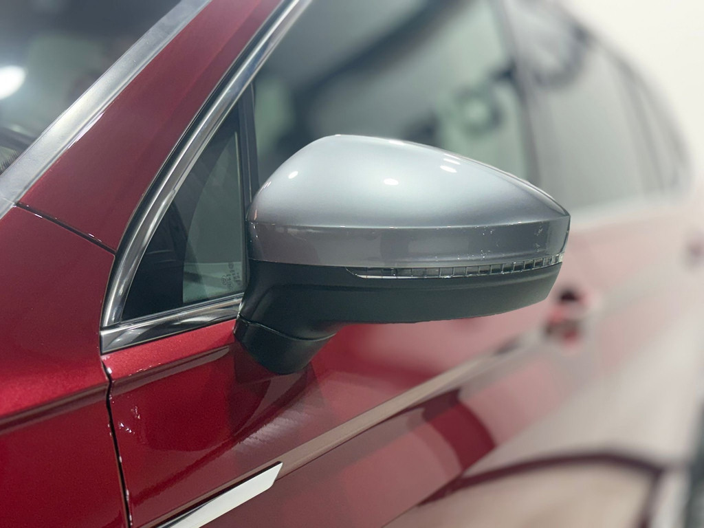 Volkswagen Tiguan Allspace 1.4 TSI R Line 150 PK / Panorama dak / Navigatie full map / Camera / Cruise control / Climate control 52116557-8.jpg | Adelhart Auto's