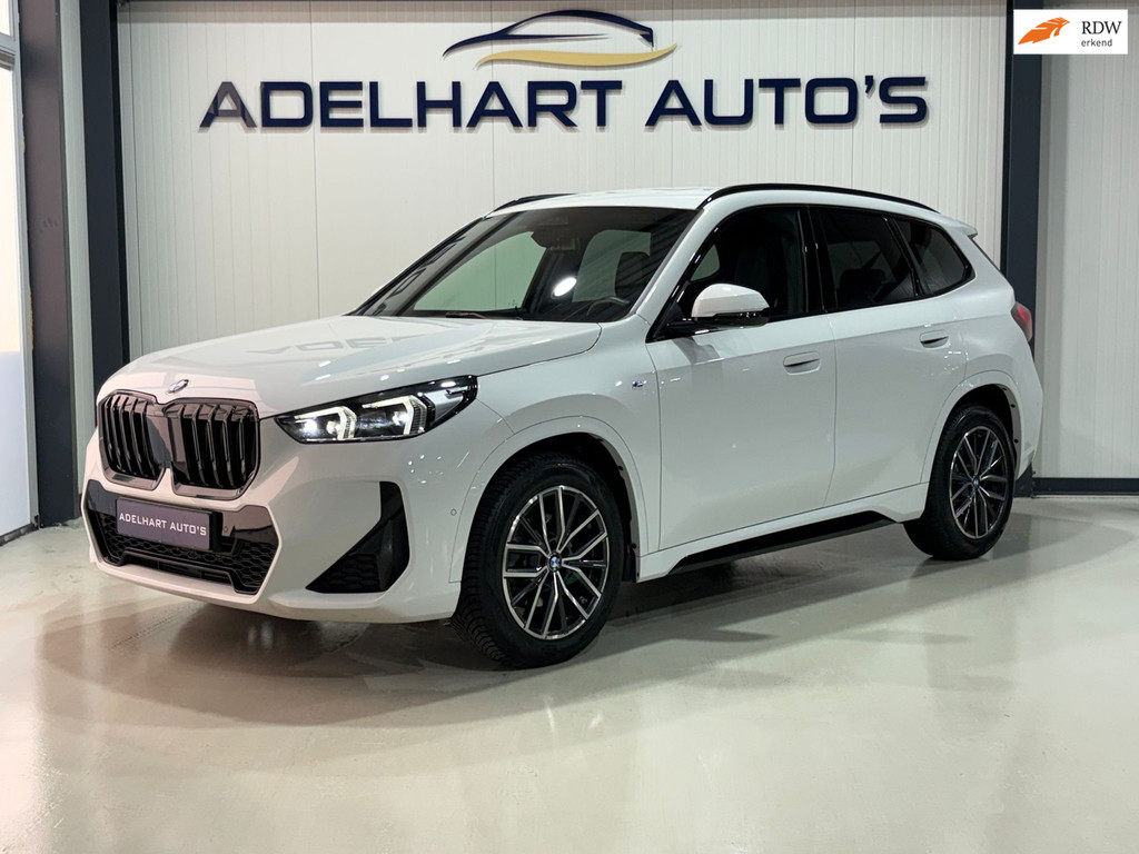 BMW X1 SDrive18i M Sport Automaat / Harman Kardon / Navigatie full map / Camera / Lederen interieur / Elektrische stoelen / etc.. 52178495-0.jpg | Adelhart Auto's