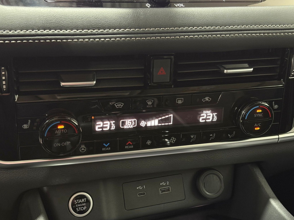 Nissan X-Trail 1.5 N-Connecta 204 PK / Panorama dak / Navigatie full map / 360 Camera / etc.. 52329872-28.jpg | Adelhart Auto's