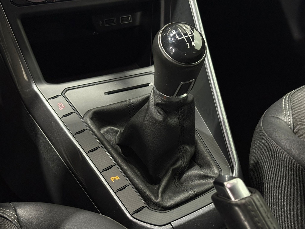 Volkswagen Polo 1.0 TSI Comfortline / Full map navigatie / Cruise control / Cliate control / Half leder 52481157-26.jpg | Adelhart Auto's