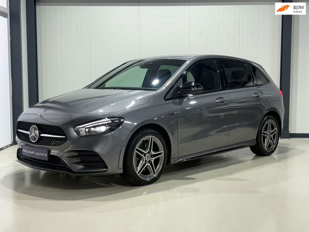 Mercedes-Benz B-Klasse 250 e Business AMG Limited / Navigatie full map / Camera / Cruise control / Climate control / etc.. 52549044-0.jpg | Adelhart Auto's