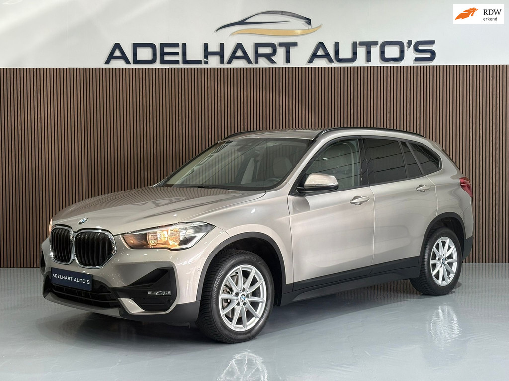 BMW X1 SDrive18i Face lift Executive Automaat / Navigatie full map / Lederen interieur / Cruise control / Climate control / etc… 52714255-0.jpg | Adelhart Auto's