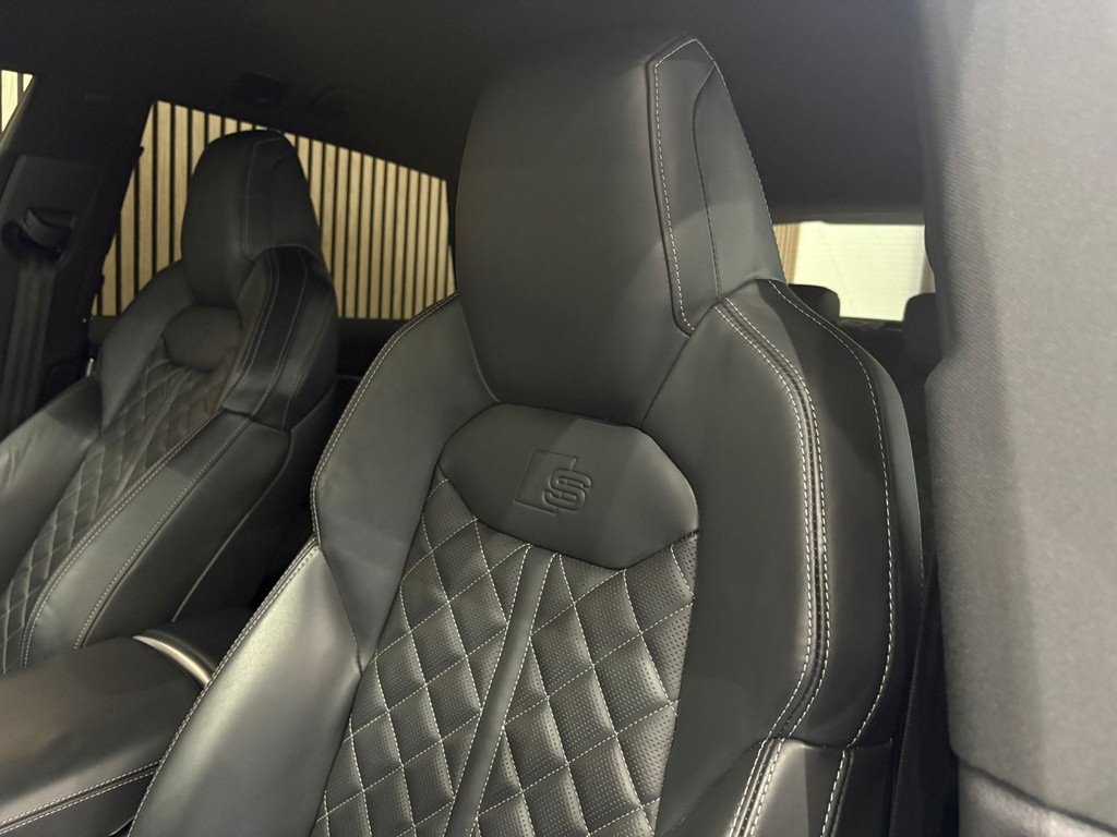 Audi Q8 55 TFSI e quattro Pro Line S Line / Lederen interieur / 360 Camera / Keyless / etc.. 52720257-13.jpg | Adelhart Auto's