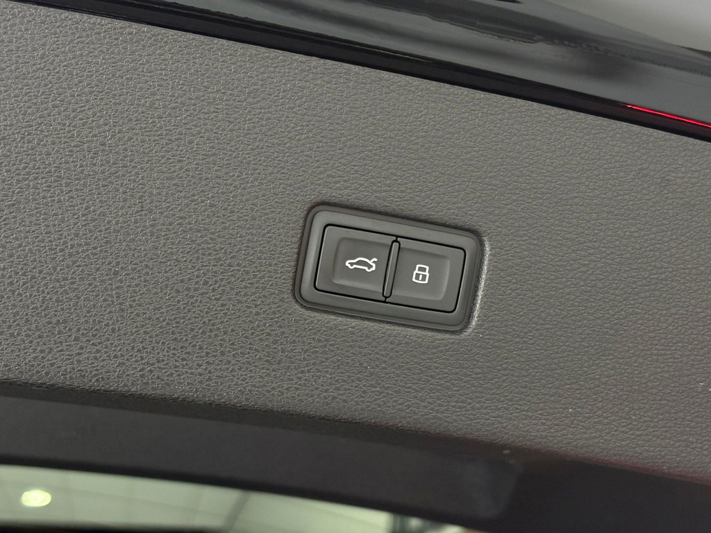 Audi Q8 55 TFSI e quattro Pro Line S Line / Lederen interieur / 360 Camera / Keyless / etc.. 52720257-15.jpg | Adelhart Auto's