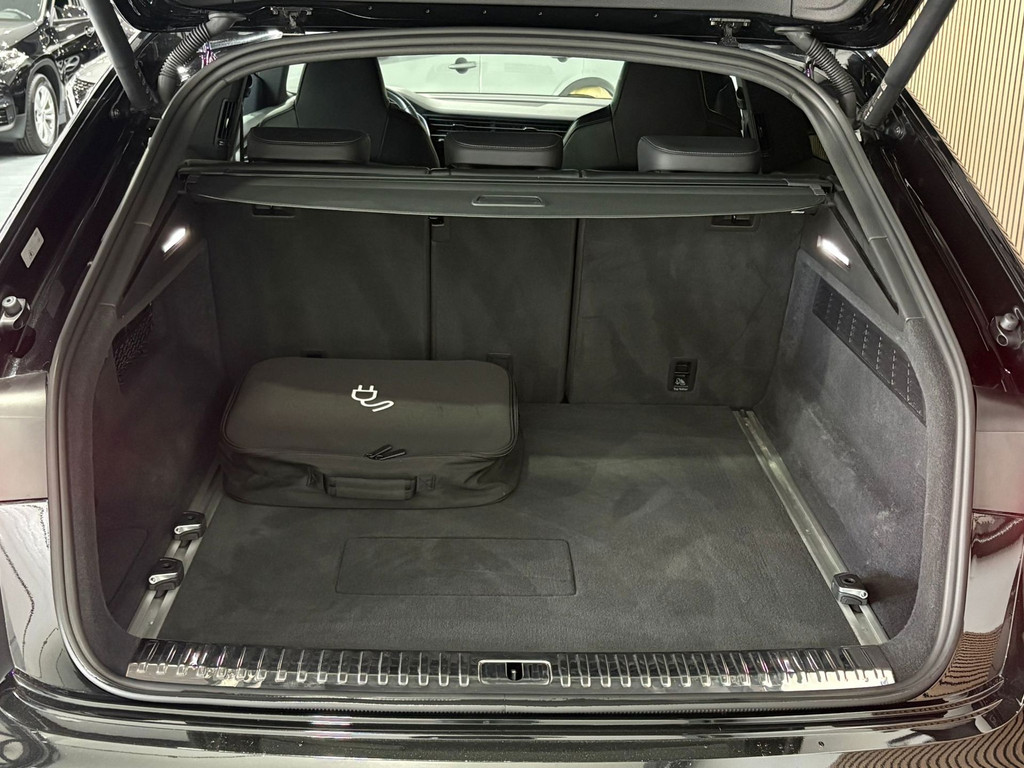 Audi Q8 55 TFSI e quattro Pro Line S Line / Lederen interieur / 360 Camera / Keyless / etc.. 52720257-16.jpg | Adelhart Auto's