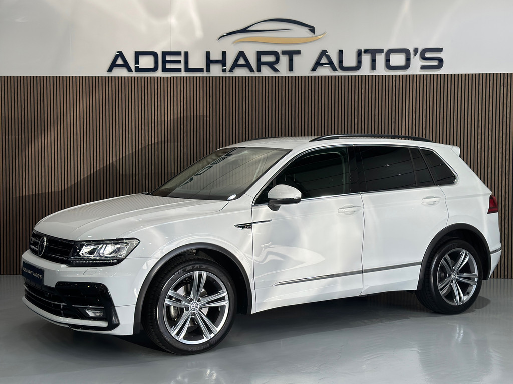 Volkswagen Tiguan 1.5 TSI R Line 150 PK / Navigatie full map / Climate control / Parkeer sensoren / etc.. 55879761-0.jpg | Adelhart Auto's