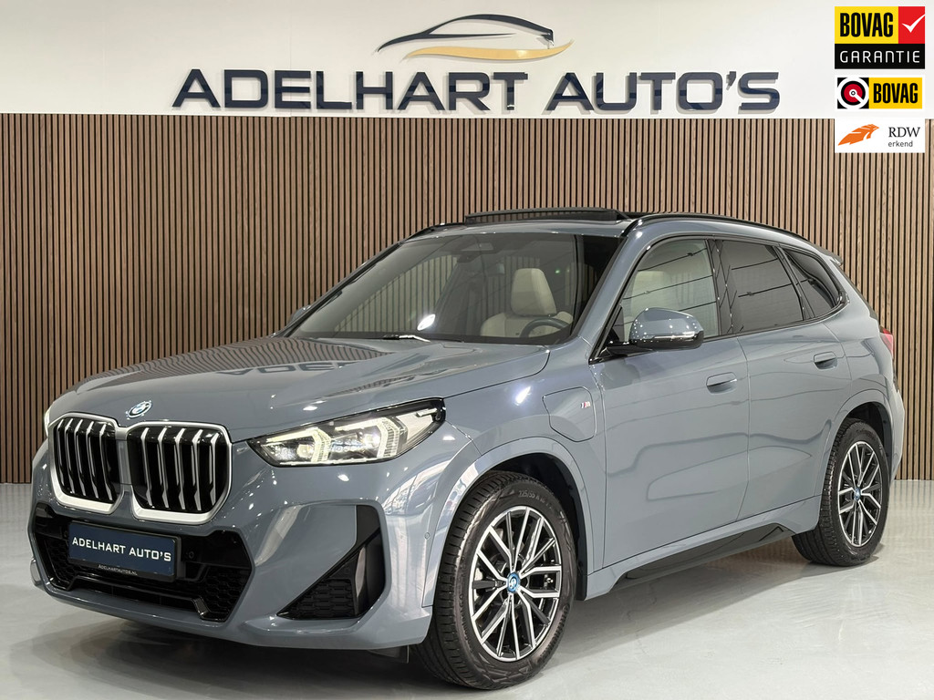 BMW X1 XDrive30e M Sport 326 PK Automaat / Panorama dak / Lederen interieur / Navigatie full map / Harman Kardon / full option 56571087-0.jpg | Adelhart Auto's