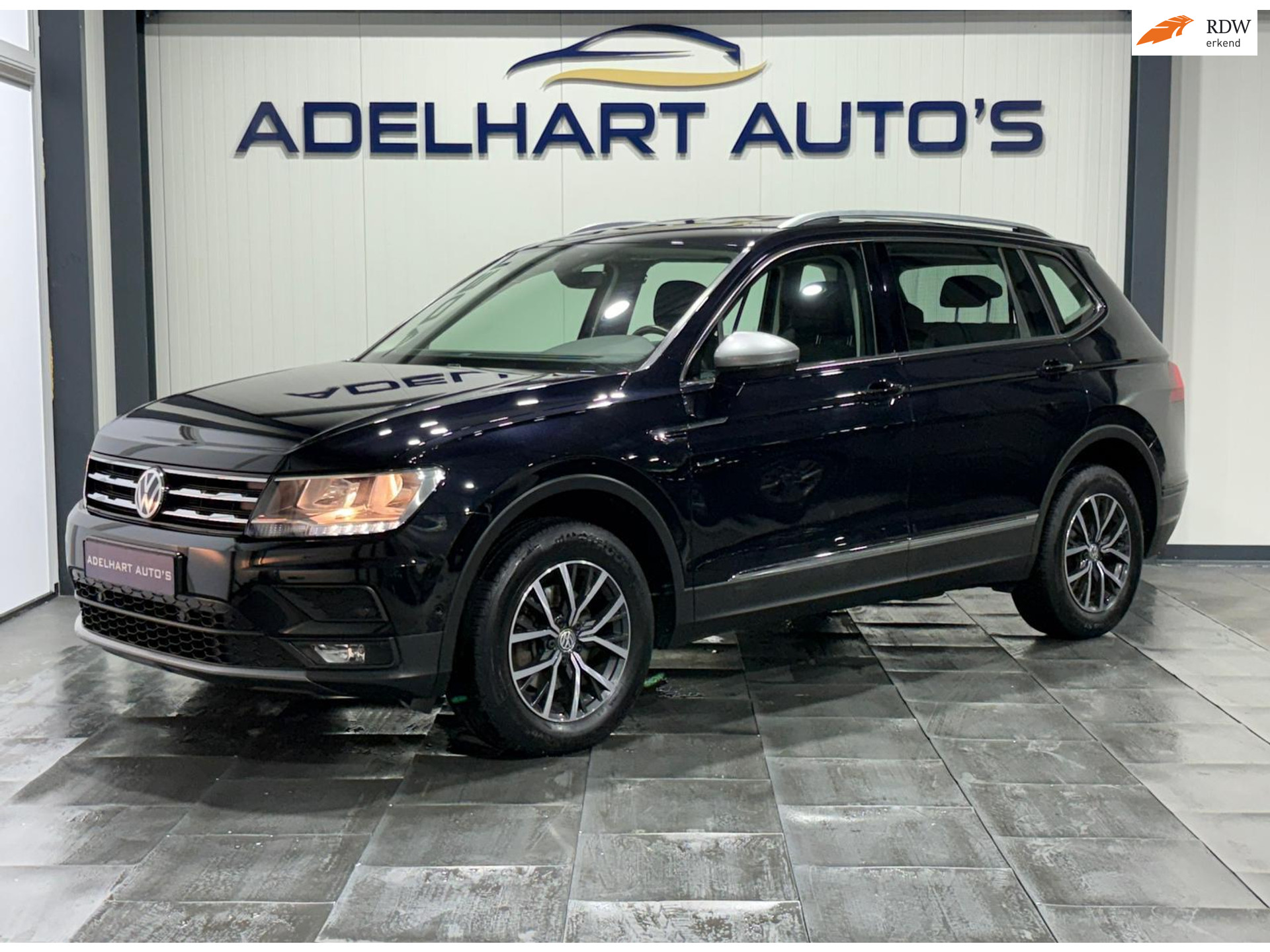 Volkswagen Tiguan Allspace 1.5 TSI Comfortline / Navigatie full map / Camera / Cruise control / Climate control / etc.. 49259167-0.jpg | Adelhart Auto's