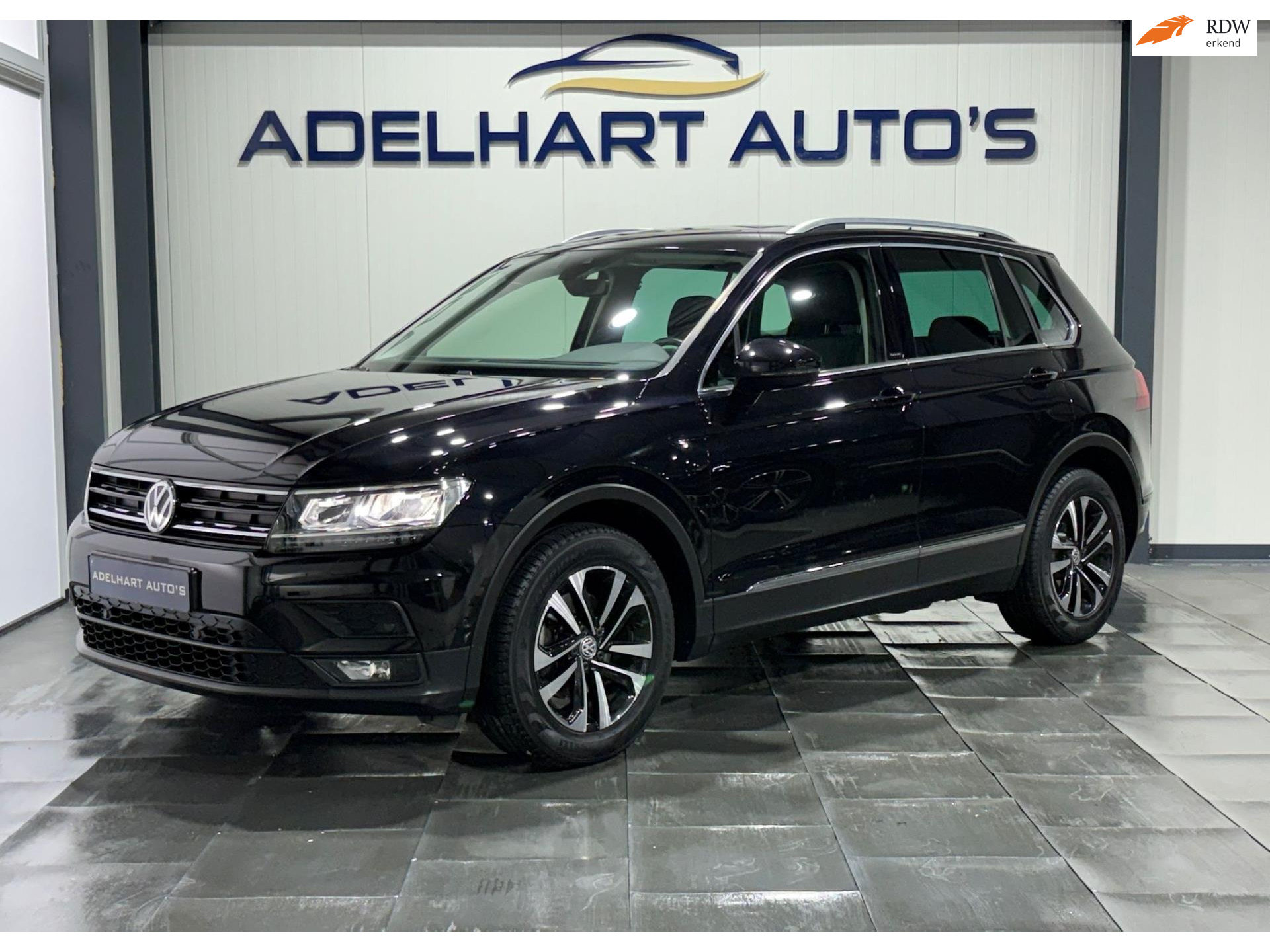 Volkswagen Tiguan 1.5 TSI Comfortline IQ Drive / Apple CarPlay Navigatie / Camera / Cruise control Adaptive / Climate control 49350467-0.jpg | Adelhart Auto's