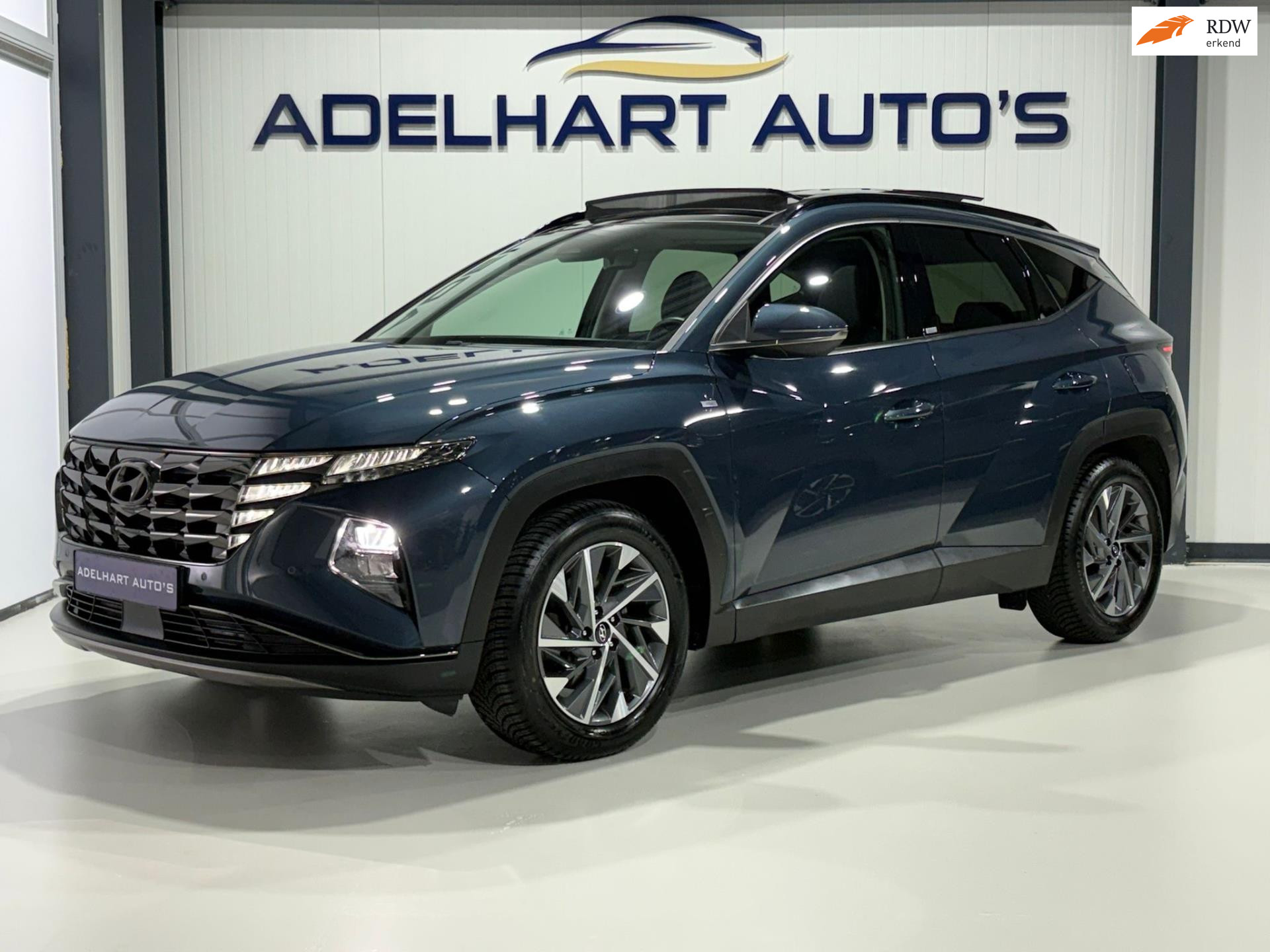 Hyundai Tucson 1.6 T-GDI MHEV Comfort Panorama dak / Navigatie full map / Camera / Cruise control / Climate control 49733135-0.jpg | Adelhart Auto's